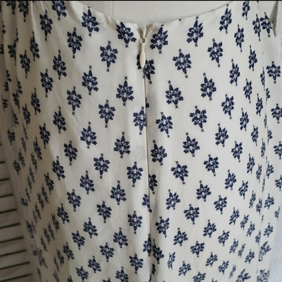 Sadie & Sage White Blue Open Back Maxi Dress - Picture 6 of 8